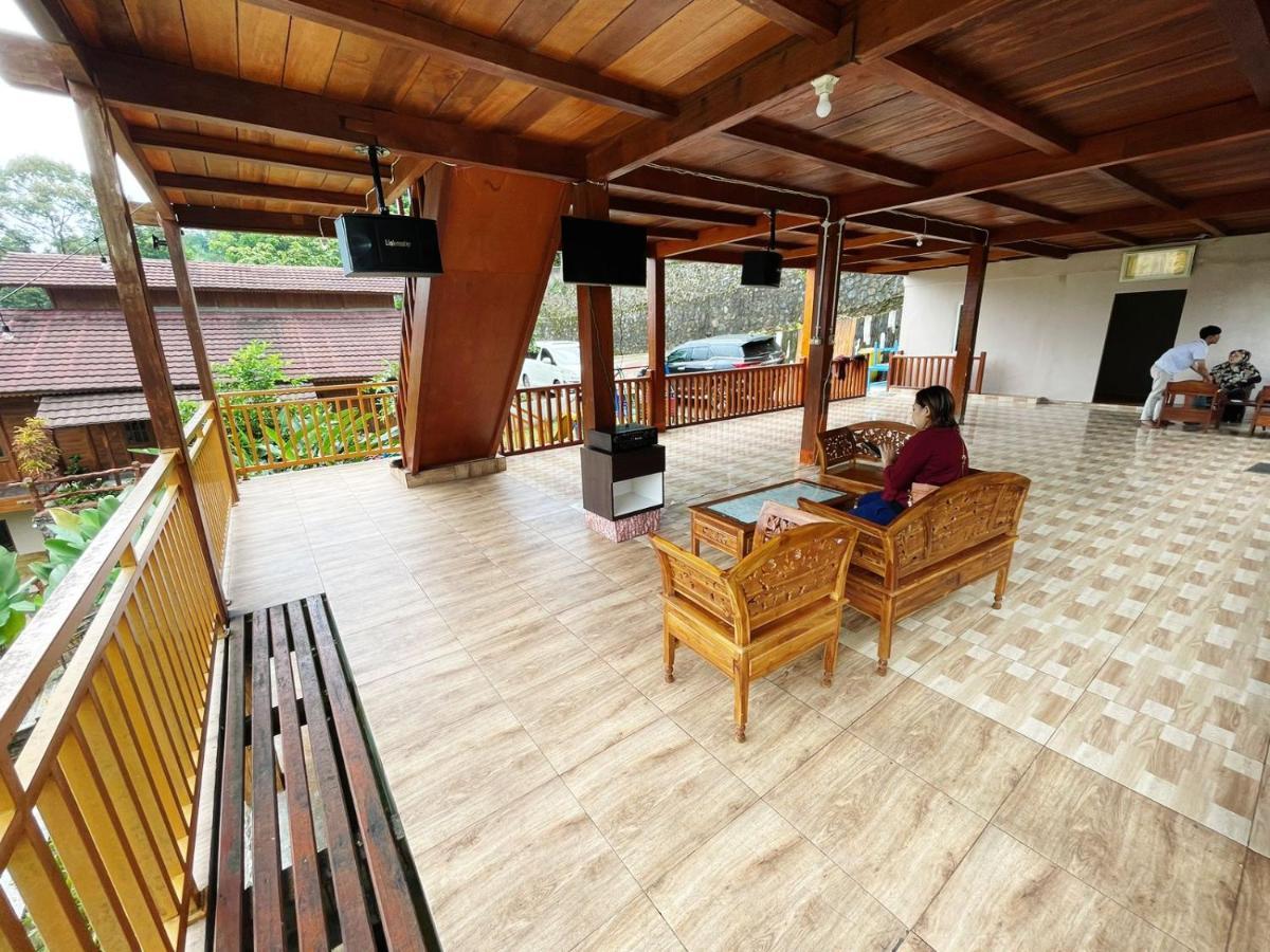Villa Hanna 1 Cisarua Εξωτερικό φωτογραφία