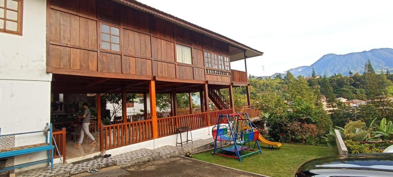 Villa Hanna 1 Cisarua Εξωτερικό φωτογραφία