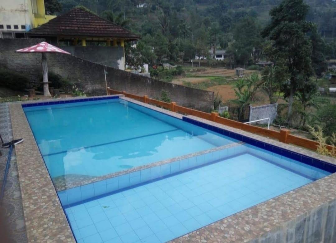 Villa Hanna 1 Cisarua Εξωτερικό φωτογραφία